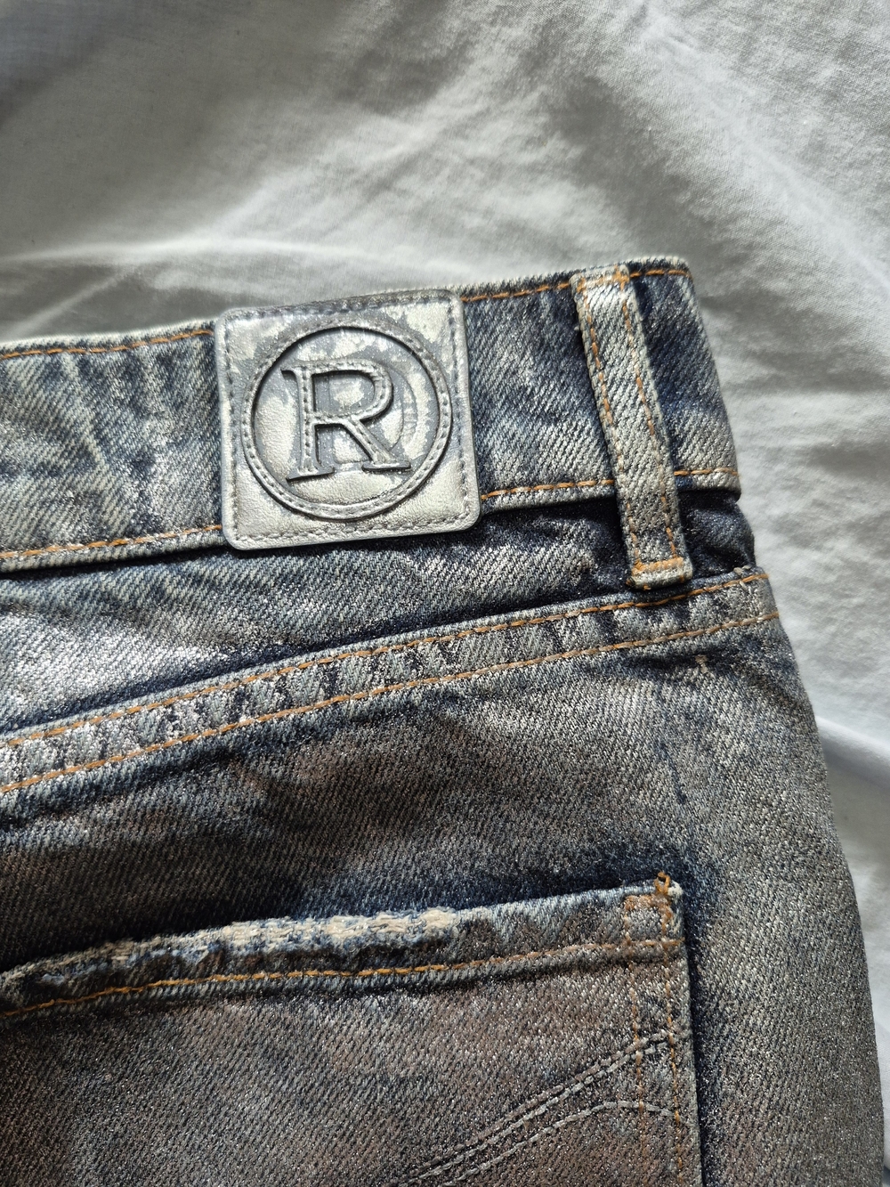 REVICE Silver Metallic Straight Jeans - Picture 4 of 6